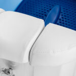 Azzurro Duschwanne mit Massagegerät und weißem Wagen – Bild 4